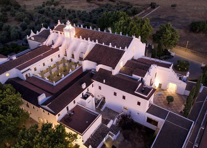 Convento Do Espinheiro, Historic Hotel & Spa